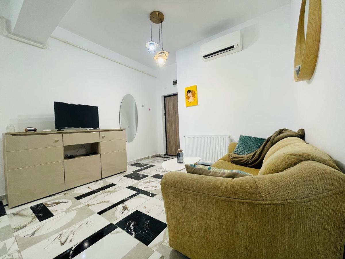 Family Apartment Near Palas Mall Iasi Exterior foto